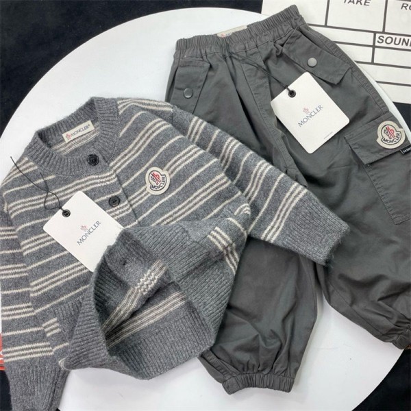 ブランドモンクレール子供服 セットアップ カーディガン 男の子 MONCLER 長袖 セーター 長ズボン キッズカーゴパンツ かっこいい 暖かい 柔らかい 秋冬 ニットコート 90 - 140CM ブランドモンクレール子供服 セットアップ カーディガン 男の子 MONCLER 長袖 セーター 長ズボン キッズカーゴパンツ かっこいい 暖かい 柔らかい 秋冬 ニットコート 90 - 140CM