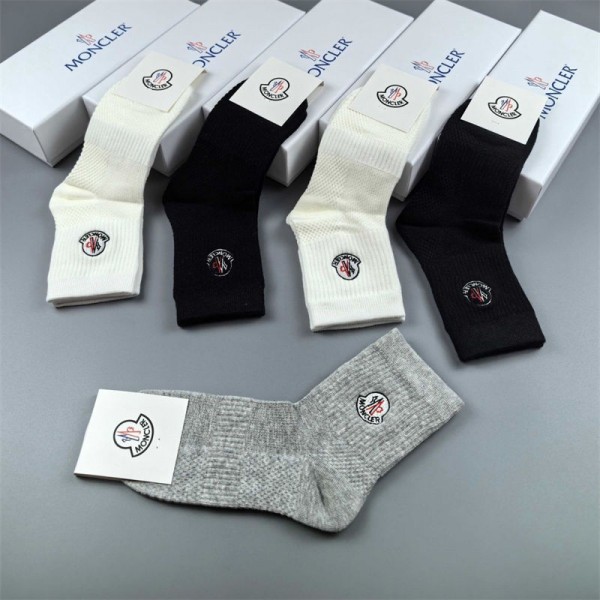 Moncler モンクレールハイブランド ソックス 綿製レディース向け 靴下 かわいい浅口ソックス 女の子好き 韓国ブランドソックス 男女兼用 ファッション 5足セット