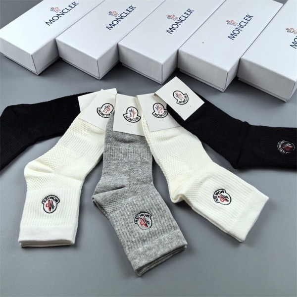 Moncler モンクレールハイブランド ソックス 綿製レディース向け 靴下 かわいい浅口ソックス 女の子好き 韓国ブランドソックス 男女兼用 ファッション 5足セット