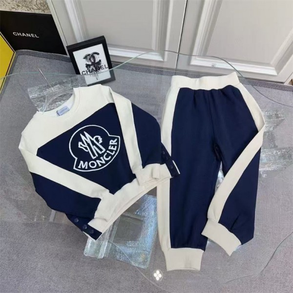 Moncler モンクレールブランド子供服 ジャージ 2点セット 上下セット セットアップ 100 - 160cm パーカー アウター スウェット 女の子 運動着 キッズ服 スポーツウェア 上下 パンツ ガールズ カジュアル ダンス キッズ 春秋 長袖 普段着 衣装