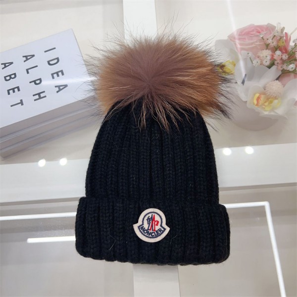 Moncler ニットキャップ モンクレールニット帽 ハイブランド女性用冬のポンポン付きビーニーハット 暖かい かわいい 厚手のスローチーなスノーニットスカルスキーハット