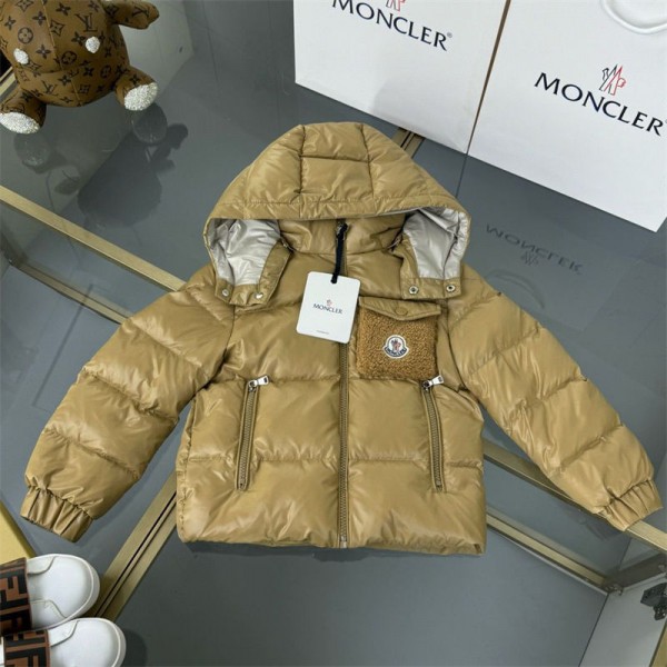 ブランドMoncler モンクレールキッズ コート ダウン アウター 子供 子供服 男の子 ジャケット 110 - 160cm 高品質 女の子 フード付き 可愛い 防風 軽量 春 秋 冬 暖かい 防寒対策 保温 通園 通学 お出かけ カジュアル ブランドMoncler モンクレールキッズ コート ダウン アウター 子供 子供服 男の子 ジャケット 110 - 160cm 高品質 女の子 フード付き 可愛い 防風 軽量 春 秋 冬 暖かい 防寒対策 保温 通園 通学 お出かけ カジュアル