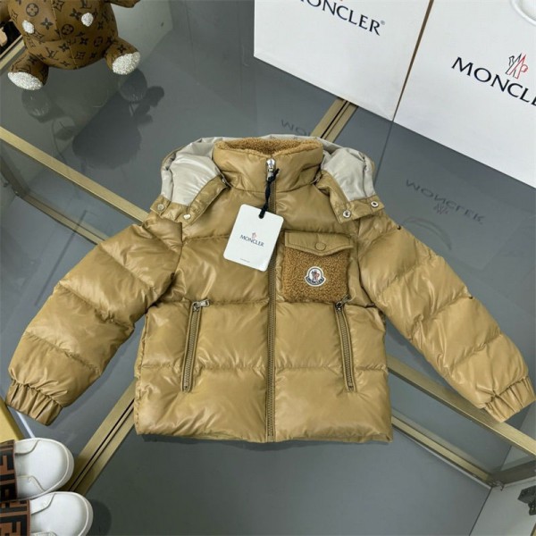 ブランドMoncler モンクレールキッズ コート ダウン アウター 子供 子供服 男の子 ジャケット 110 - 160cm 高品質 女の子 フード付き 可愛い 防風 軽量 春 秋 冬 暖かい 防寒対策 保温 通園 通学 お出かけ カジュアル ブランドMoncler モンクレールキッズ コート ダウン アウター 子供 子供服 男の子 ジャケット 110 - 160cm 高品質 女の子 フード付き 可愛い 防風 軽量 春 秋 冬 暖かい 防寒対策 保温 通園 通学 お出かけ カジュアル