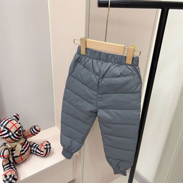 モンクレール ダウンパンツ 男の子 女の子 ベビー 100 - 160cm 防寒 防風 ブランドMoncler ロングパンツ キッズ 中綿パンツ 冬 雪遊び ズボン 子供 暖かい 厚手 撥水 アウトドア 中綿入り ふわふわ 無地 通園 通学 軽量