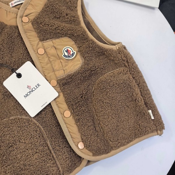 Moncler モンクレールブランドキッズ フリースベスト 男の子 女の子 ボアベスト 無地 もこもこ 起毛 ふわふわ 柔軟 ホットコット 春秋冬 アウターコート 厚手 暖かい 重ね着 90-150cm