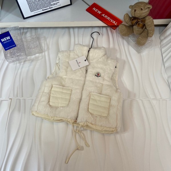 Moncler モンクレールハイブランドキッズ ボアベスト 男の子 女の子 親子服 子供服 紳士 レディース ふわふわ もこもこ 無地 起毛 春秋冬 柔軟 暖かめ ホットコット アウター110~170cm