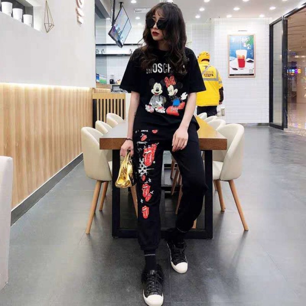 Moschino モスキーノブランドtシャツ 上着 カットソー コピーブランドペアルック服 コピー 激安 大人の上質Tシャツ ユニセック 激安 ブランドトップス S¬4XL 