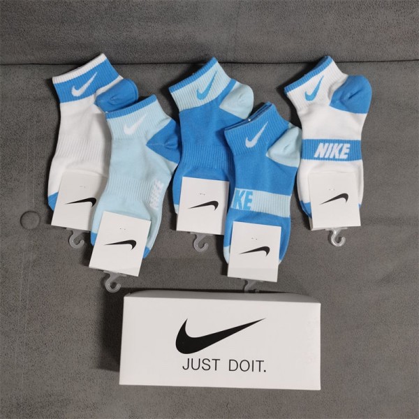 Nike ナイキレディース向け 靴下 かわいいコットン 靴下 メンズ 通気性ブランドミドルソックス 高品質上質な コットン ソックス くつした