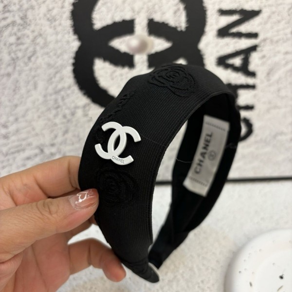 Chanel シャネルハイブランドカチューシャ 痛くない ターバン カチューシャ 大人 レディース 幅広 スカーフ ヘアバンド ヘアアクセサリー いたくない ヘアバンド シンプル 無地 ワイド 幅広 太め 太い 小顔 白髪隠し 便利 上品 大人 きれいめ
