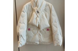 シャネル2way中綿ジャケット グッチペアルックＴシャツ・ボアスリッパ