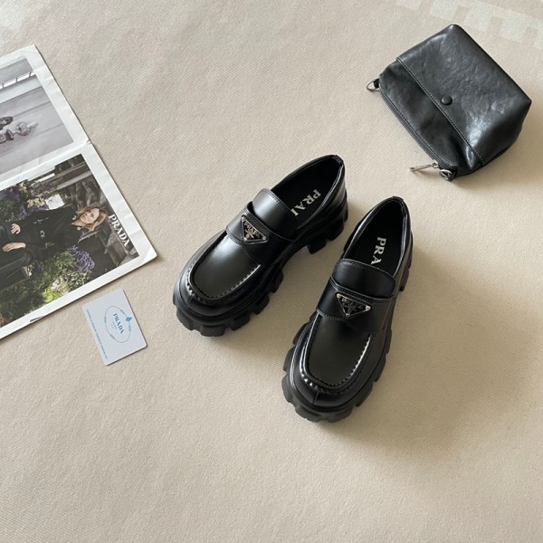 Prada プラダブランドビットローファー レディース 厚底シューズ ソール 快適 美脚 スリッポン 歩きやすい カジュアルシューズ 学生 靴 225¬255cm 