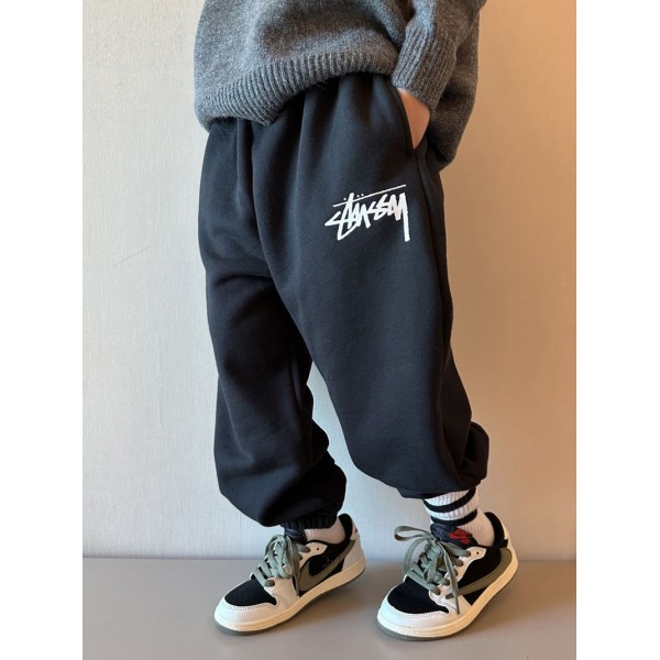 ブランド STUSSY キッズ 裏起毛 ズボン ステューシー子供スウェットパンツ 秋冬 厚手 防寒 長ズボン 通学 通園 部屋着 ルームウェア アウトドア 110-170cm 男の子 女の子 ブラック グレー スウィートボーイ