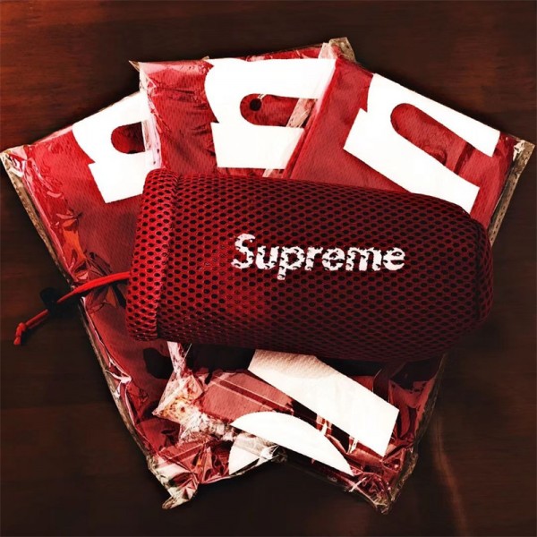 Supreme シュプリーム人気 ビーチタオル軽量ブランド速乾タオル男女兼用メンズフェイスタオル 運動タオルハイブランドシャワータオル 大幅 吸水タオル