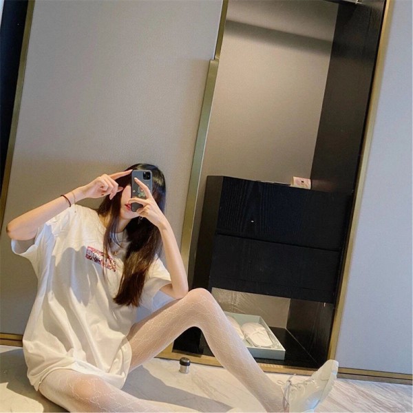 Supreme シュプリームハイブランドtシャツ偽物レディースメンズブランドtシャツ上着カジュアル S - 2XL ハイブランド半袖tシャツ男女兼用tシャツ ユニセック ブランド