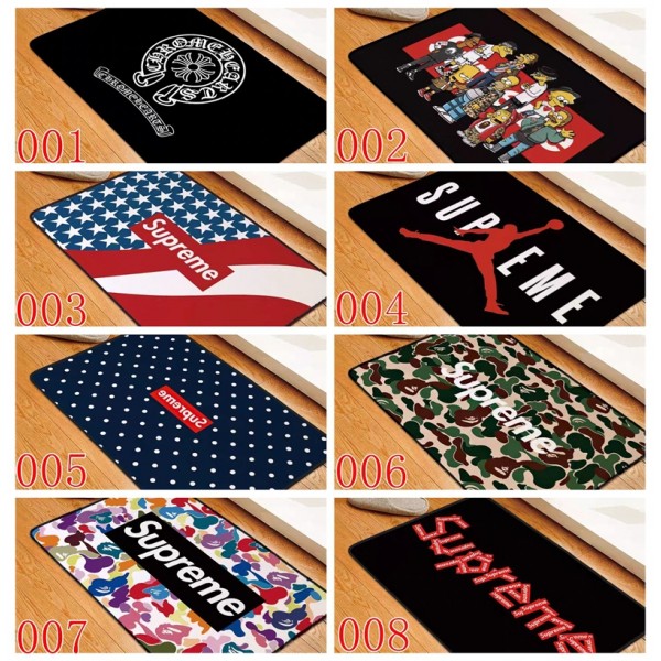 Supreme シュプリームオシャレ 玄関マット ブランドクロムハーツラグマット 絨毯 ハイブランド室内マット 滑り止め 部屋マット カーペット 消音 抗菌ハイブランド