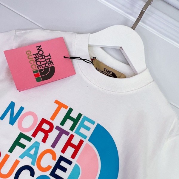 ザノースフェイス THE NORTH FACEグッチブランドキッズ夏服 子供服 キッズ セットアップ 男の子 半袖 Tシャツ ハーフパンツ スポーツウェア 90-160cm 上下 2点セット キッズてぃーしゃつ男の子 カジュアル ジャージ ボーイズ 通学
