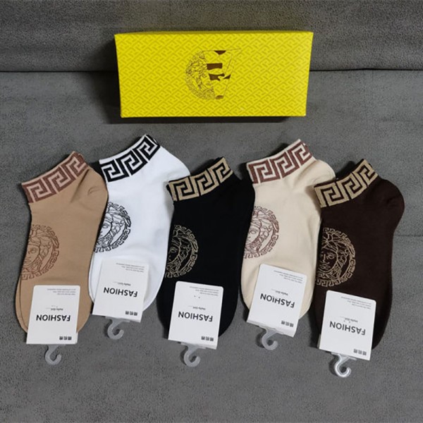 Versace ヴェルサーチハイブランド ソックス 綿製レディース向け 靴下 かわいいコットン 靴下 メンズ 通気性ブランドミドルソックス 高品質