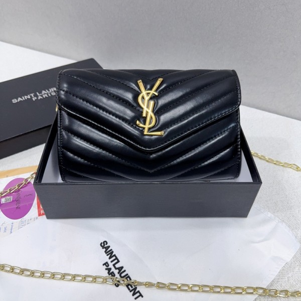 Ysl イヴサンローラン ブランドチェーンバッグ 肩掛けバッグ ブランドショルダーバッグ 大容量 ブランドミニバッグ コーデ