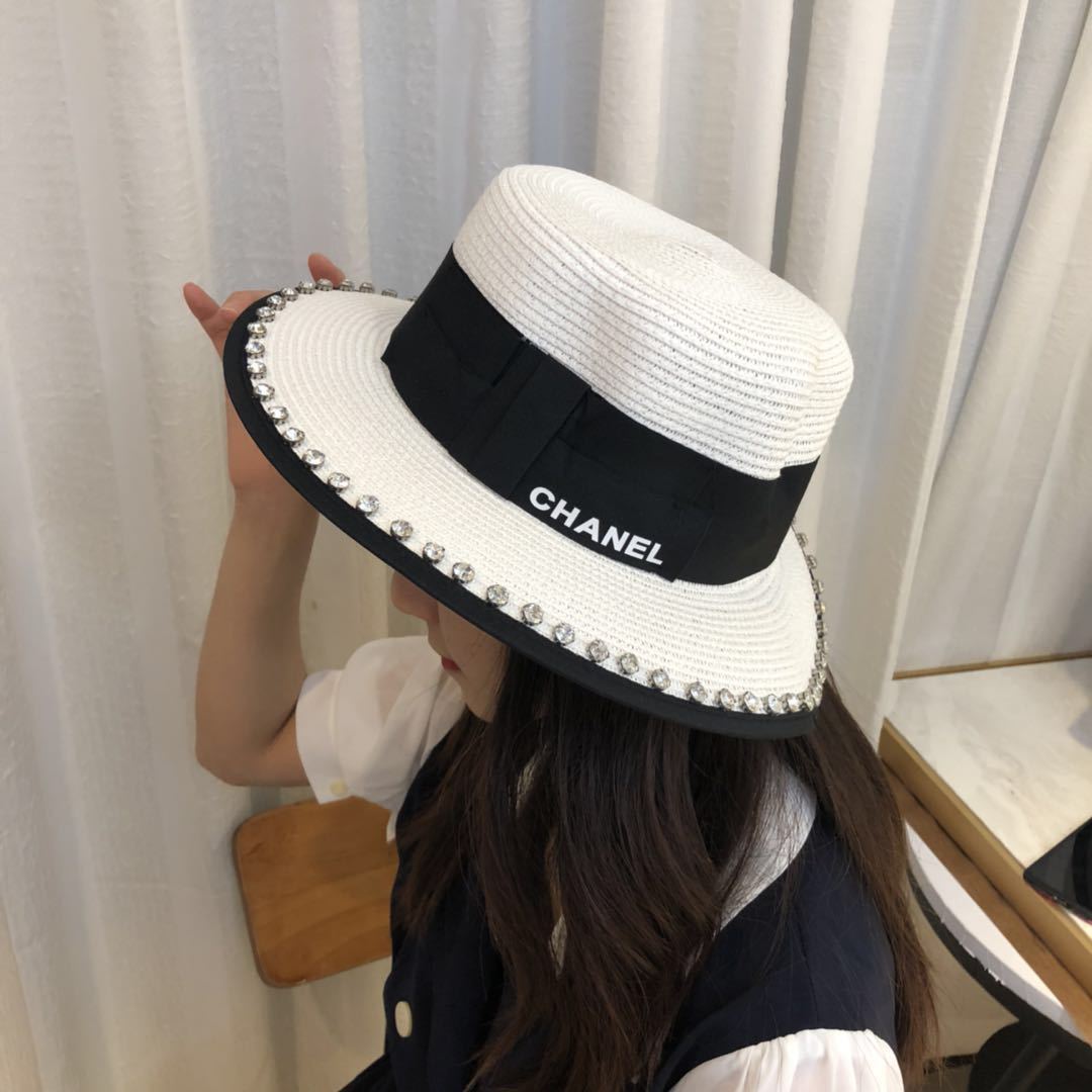 CHANEL つば広帽子 - nimfomane.com