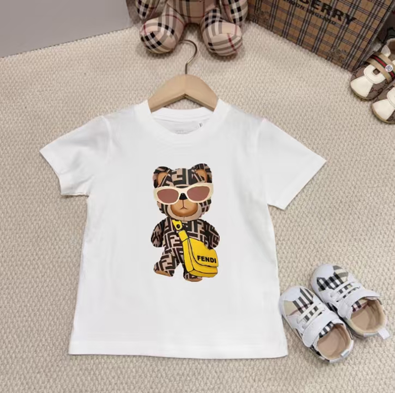 Fendi大人の上質Tシャツ
