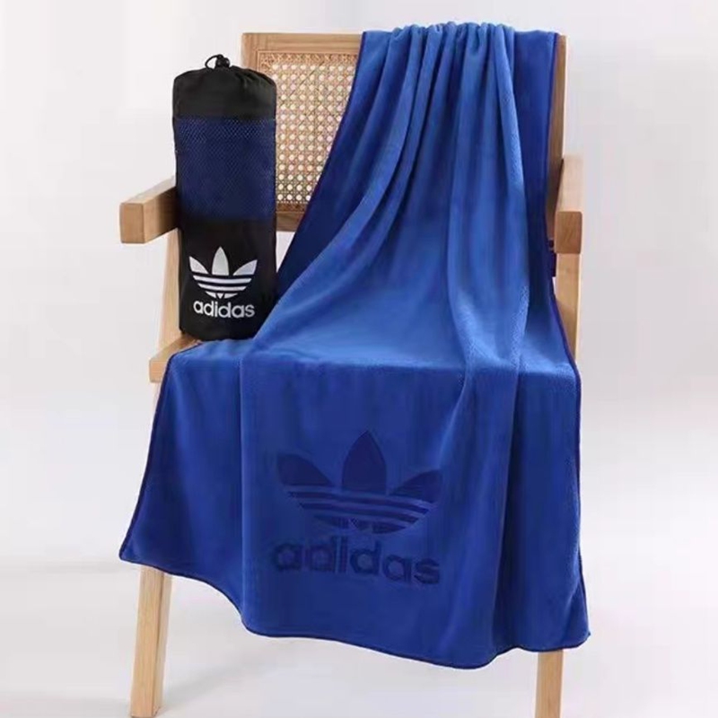 ハイブランドAdidasシャワータオル 大幅 