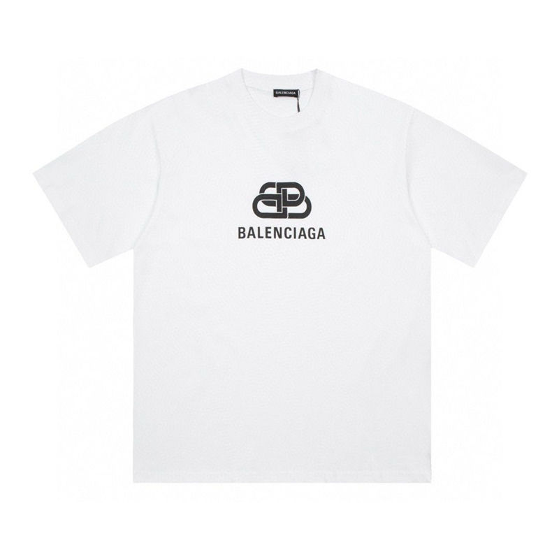バレンシアガTシャツ