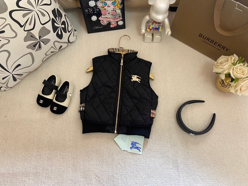 Burberry キッズアウター