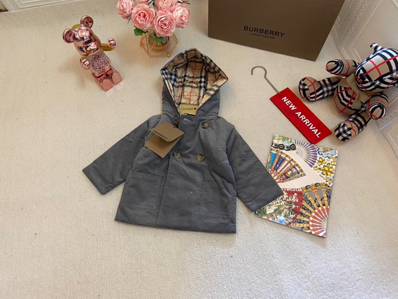 Burberryベビー綿服ファッション