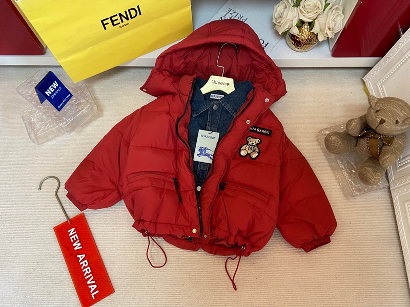バーバリー子供ダウンジャケット