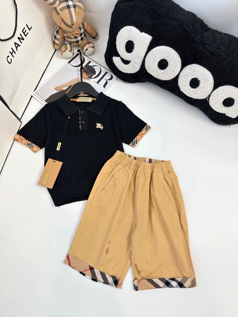 バーバリー子供服 セットアップ