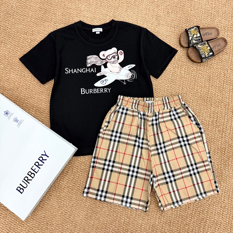 Burberry ブランド子供服