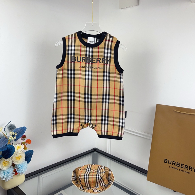 Burberryキッズ無袖カバーオール
