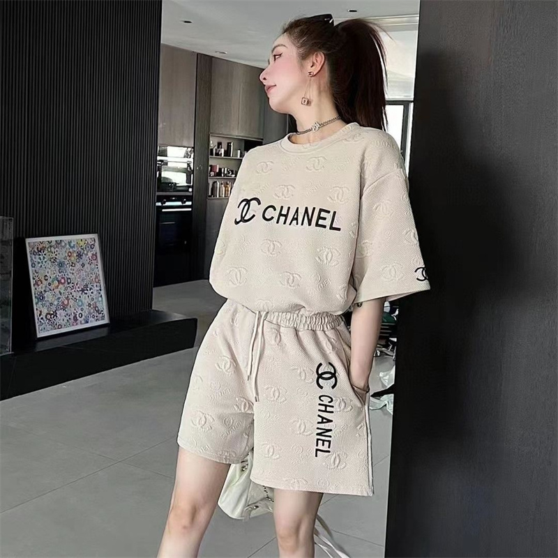 CHANELシャネル セットアップ 上下セット 夏 Ｔシャツ パンツ 涼しい お洒落 半袖