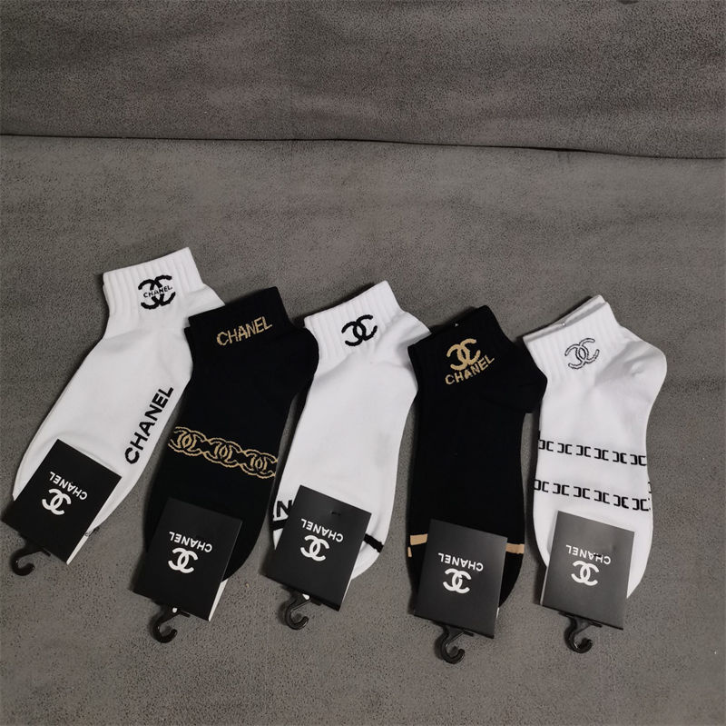 Chanel レディース向け 靴下 かわいい
