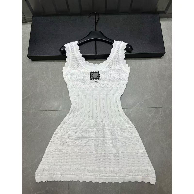 シャネルニットドレス