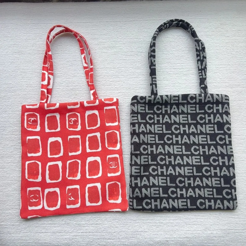 シャネルキャンバストートバッグ 大容量