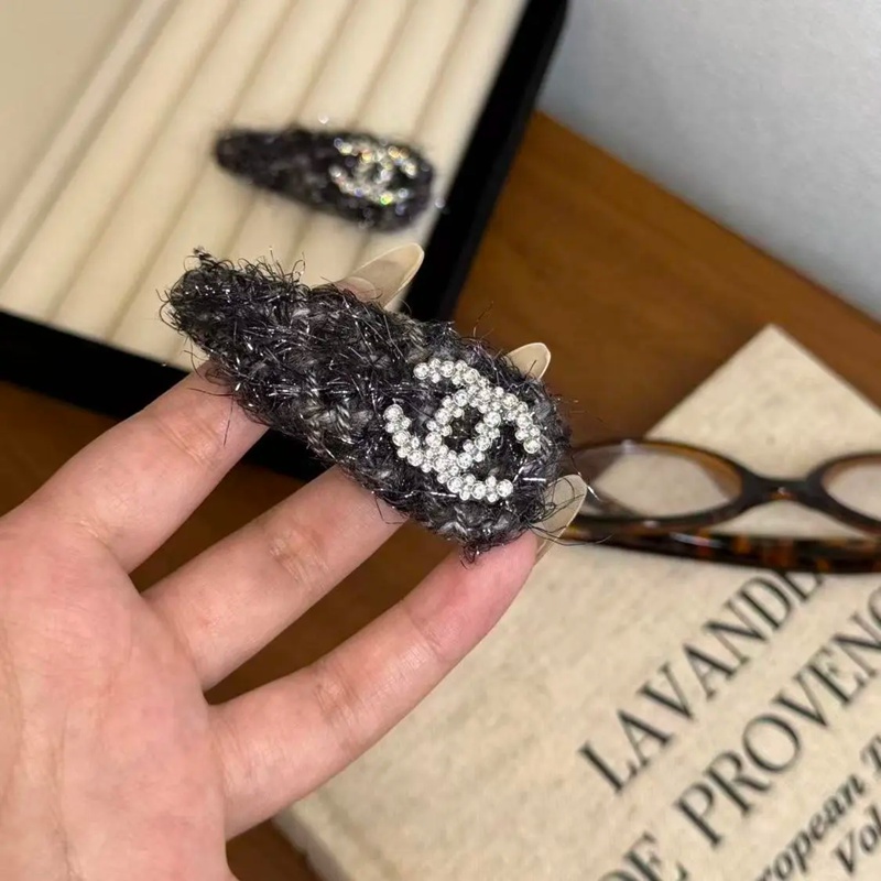 シャネルヘアクリップレディース