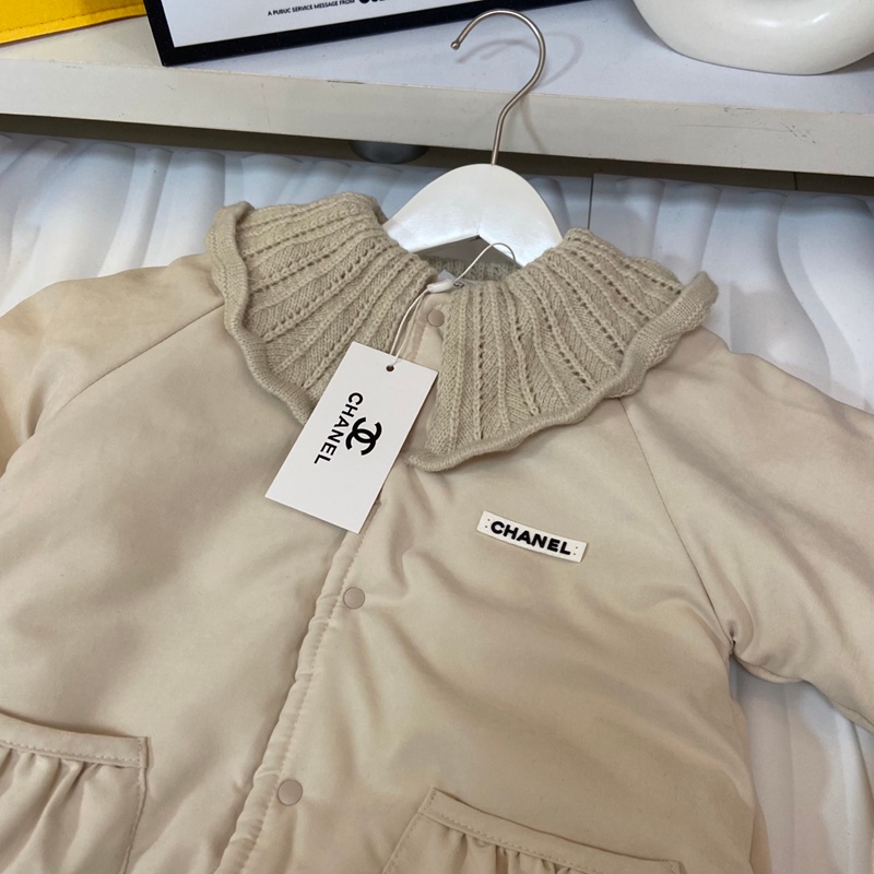 シャネルキッズ子供ダウンロンパース