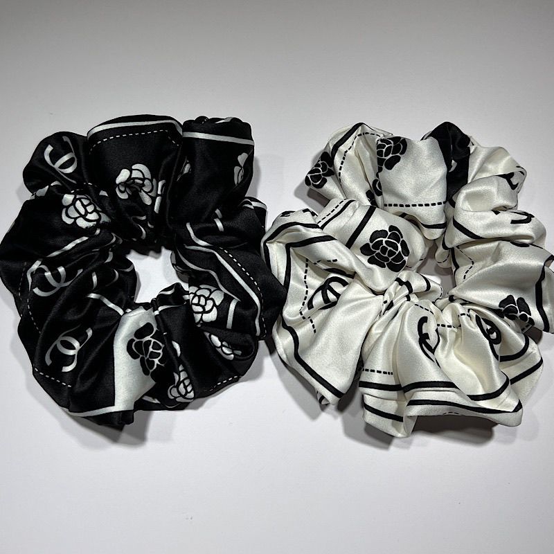 Chanel ヘアシュシュ