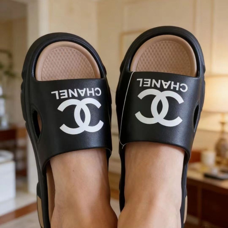  Chanel お出かけ用サンダル