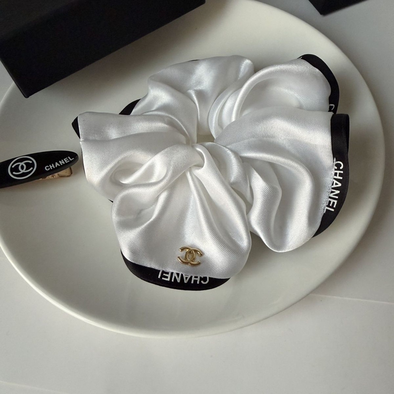 ブランドChanel サテンシュシュ