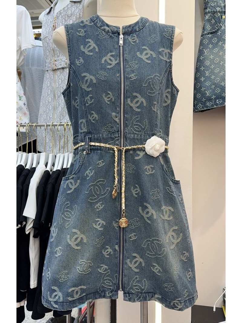 Chanelノースリーブ デニム ドレス