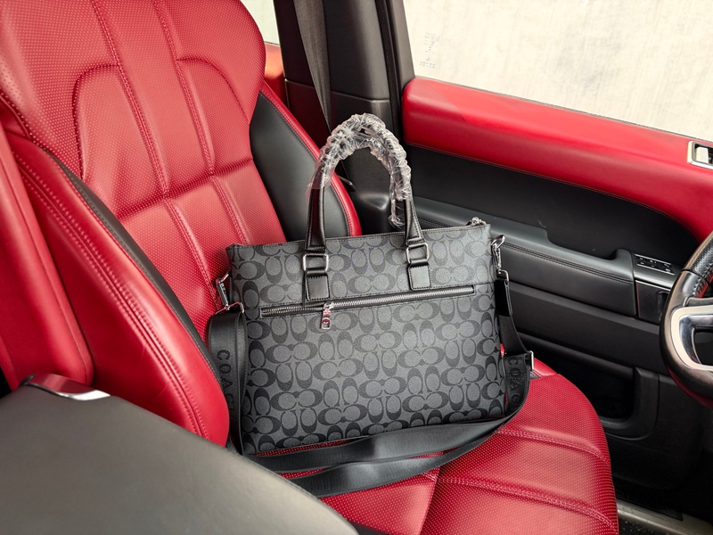 ブランドコーチビジネスバッグ メンズ