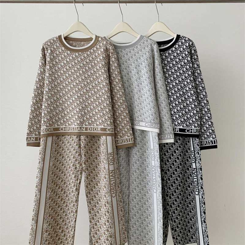 Diorセーターニット