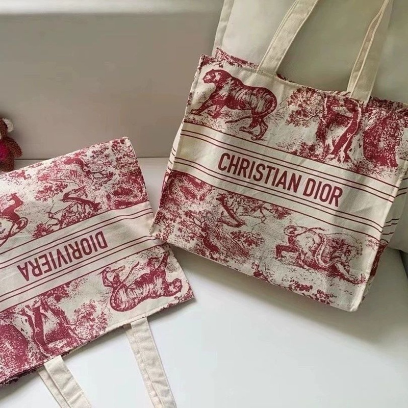 ディオールキャンバスバッグ