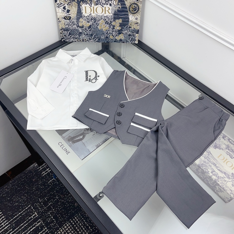 Dior ブランド子供服セットアップ