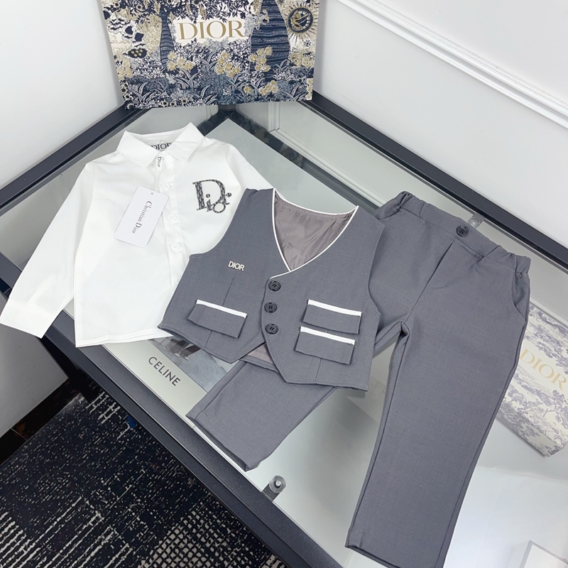ブランドキッズ服スーツセットアップ