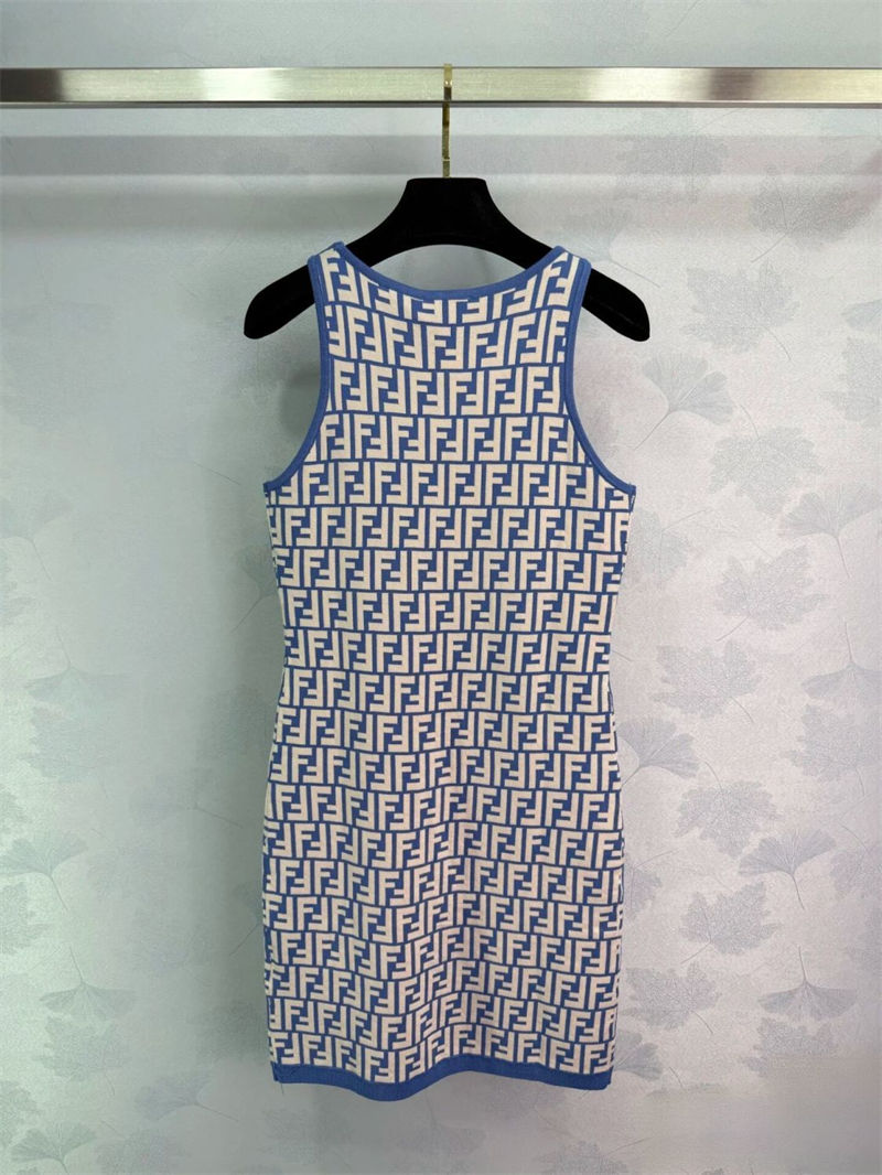 Fendiニットドレス