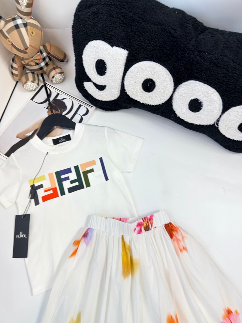 フェンディベビー服 ショートスカート