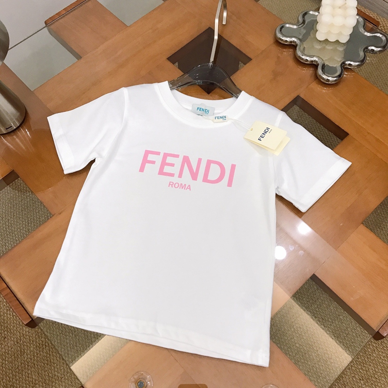 フェンディtシャツオーバーサイズ